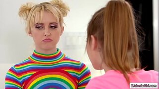 ���र्म carwash का बना किशोर बिल्ली में से प्रत्येक दूसरों के बाद काम