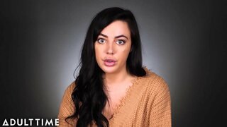 Questo è il Modo che le Piace Masturbarsi